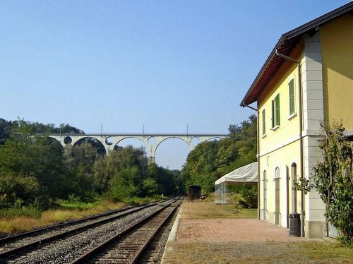 stazione Malnate - Ferrovia Valmorea